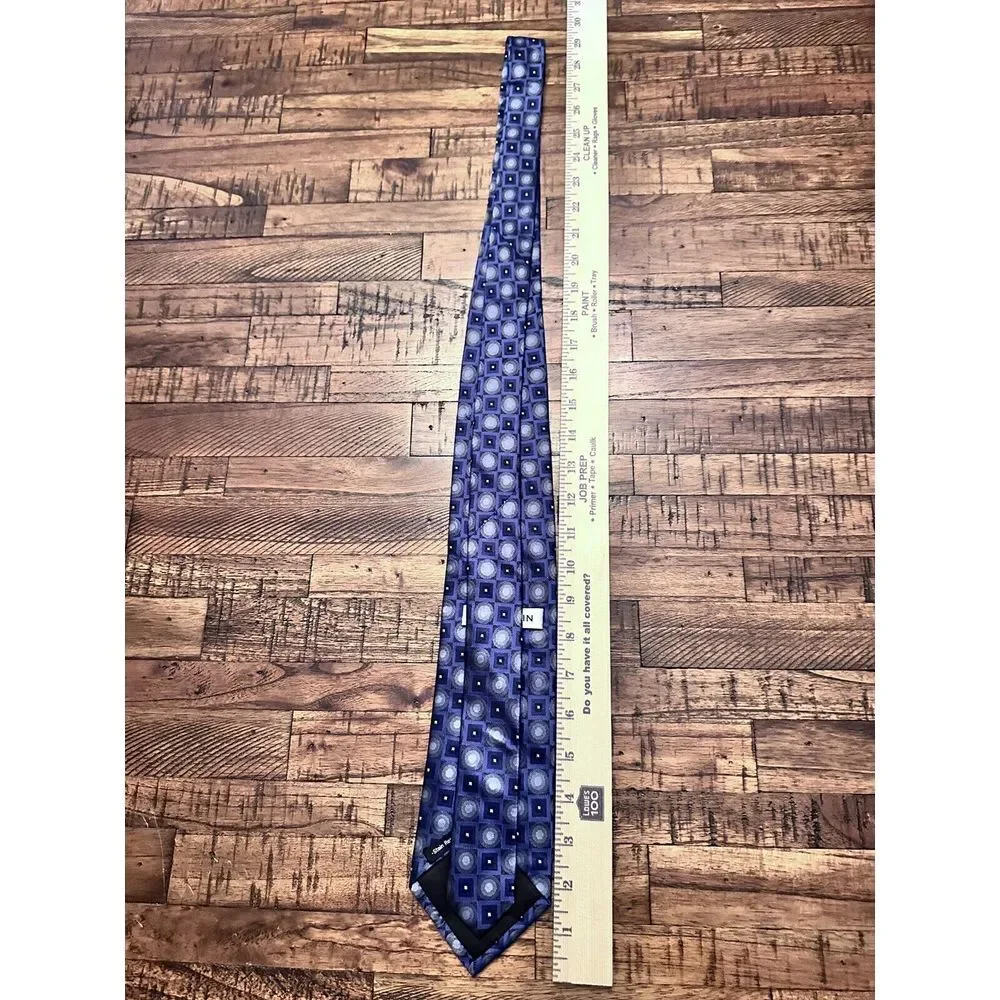 Chereskin Mens Tie 100% Silk Stain Resistant Circle‎ Square Pattern